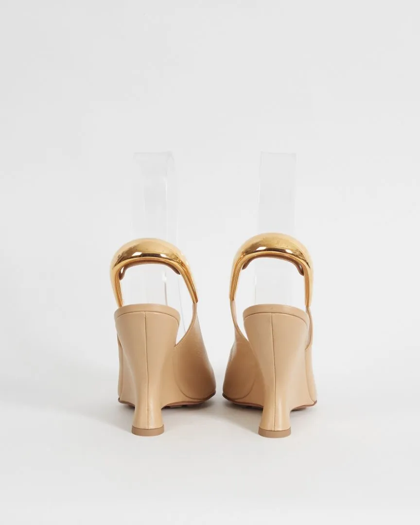 Bottega Veneta 'punta' slingback wedge pumps, nude, 40