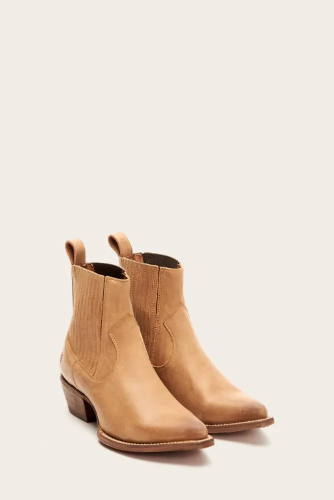 Frye  Women's 70573 Sacha Chelsea Brown M