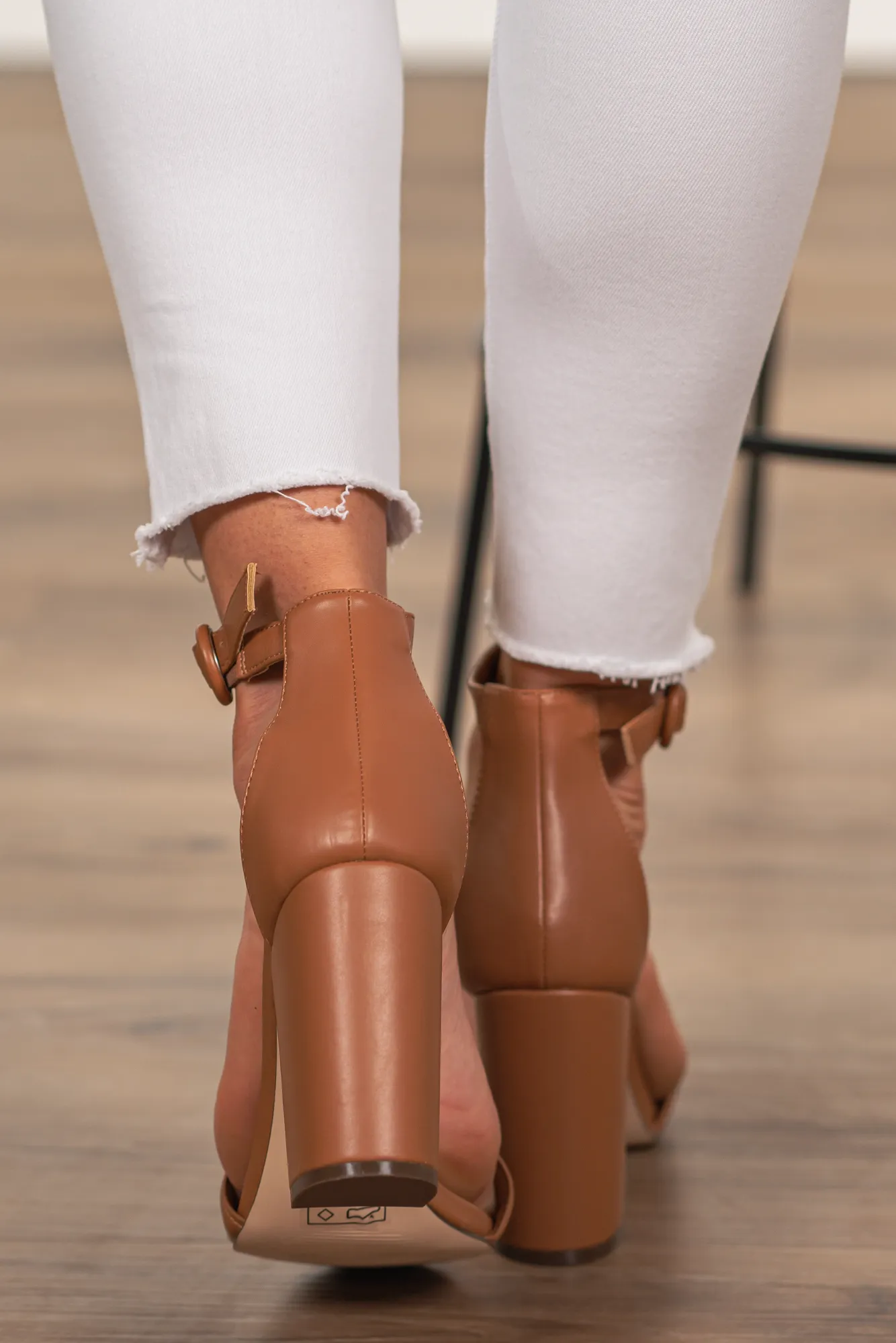 Lake Strappy Heels Camel