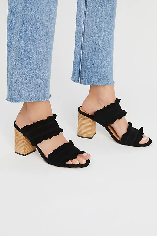 ROSIE RUFFLE HEEL