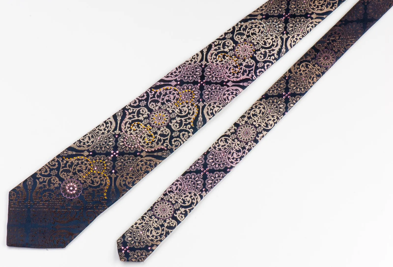 Roygen Rhinestone Silk Neck Tie Beige Damask Design On Black 3 1/4 Inch