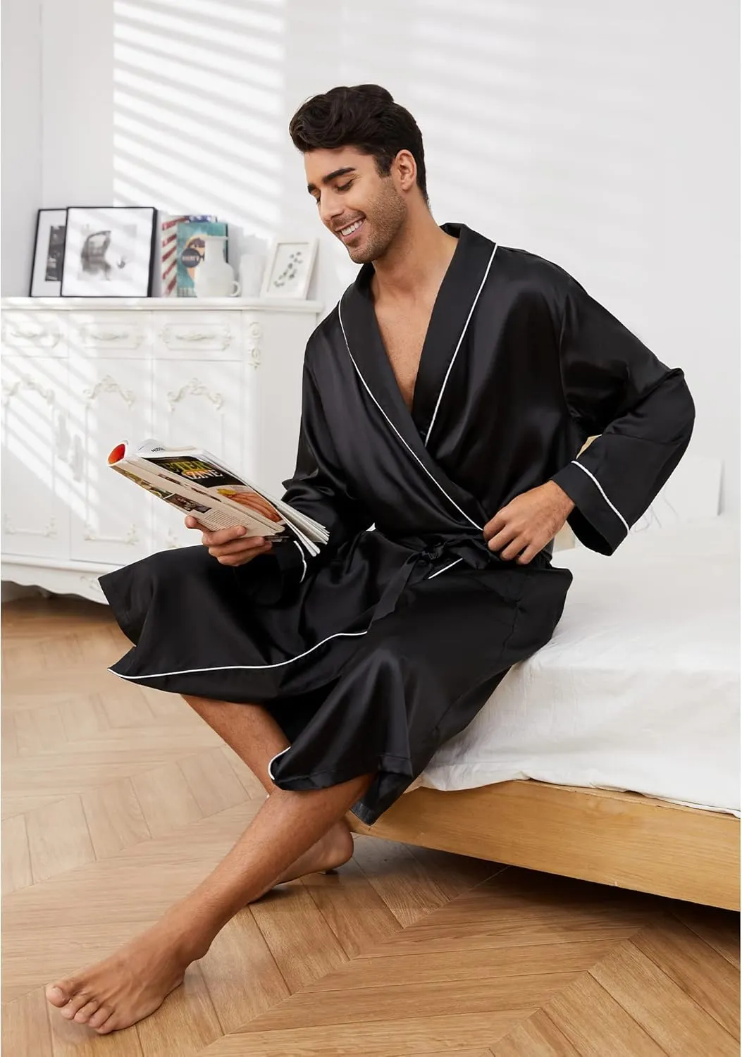 Vulcanodon Men??s Satin Robe Lightweight,Men's Luxurious Silk Kimono Bathrobe