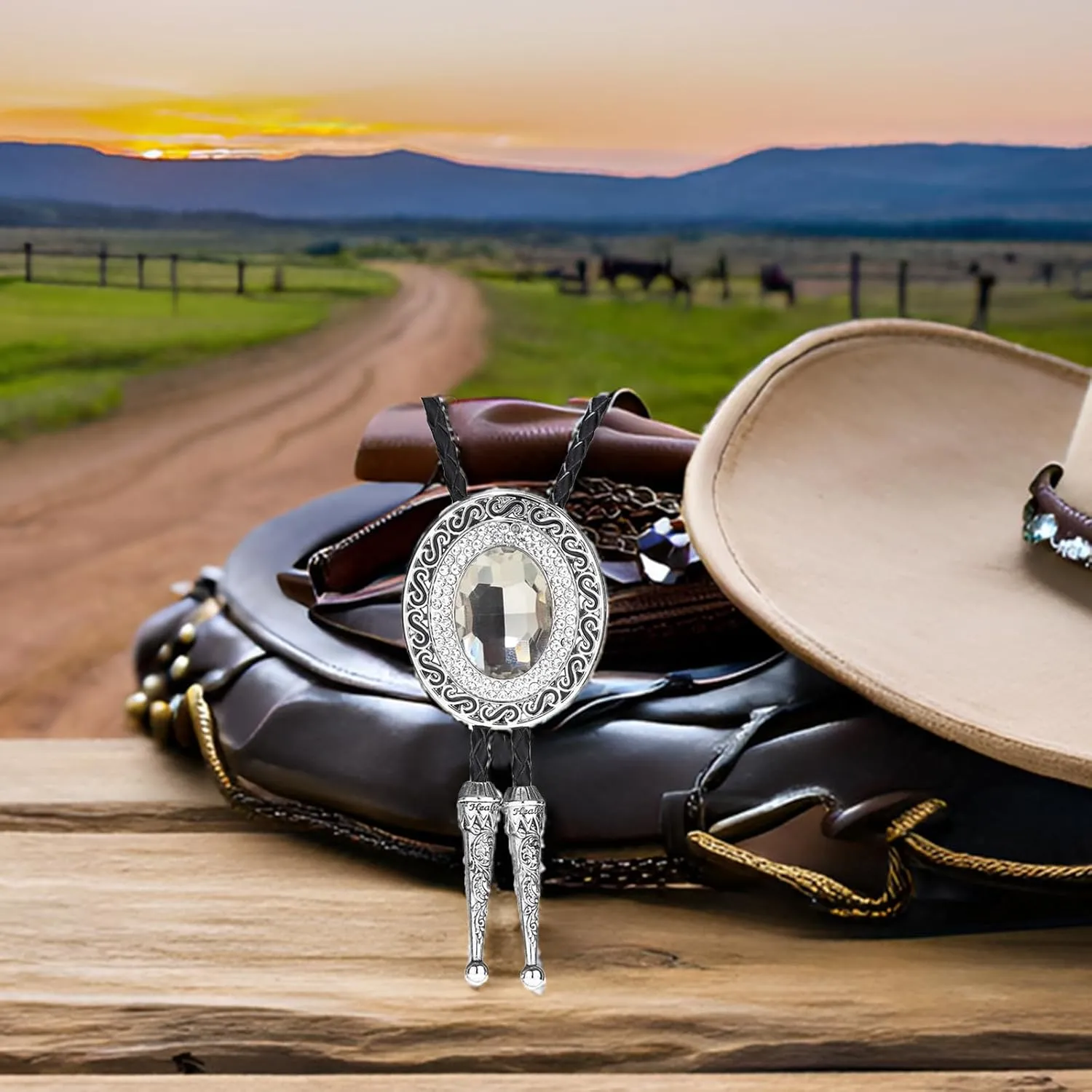 Western Bolo Tie Cowboy Bolo Ties Rhinestone Necklace Bola Tie for Men Women